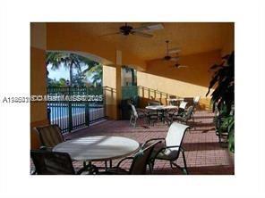 Building Photo - 7330 NW 114th Ave
