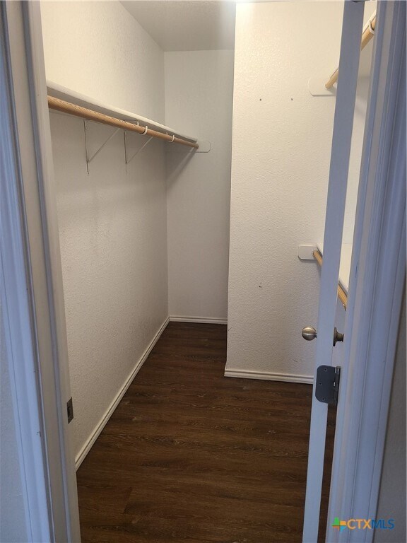 Building Photo - 100 Calcite Ln