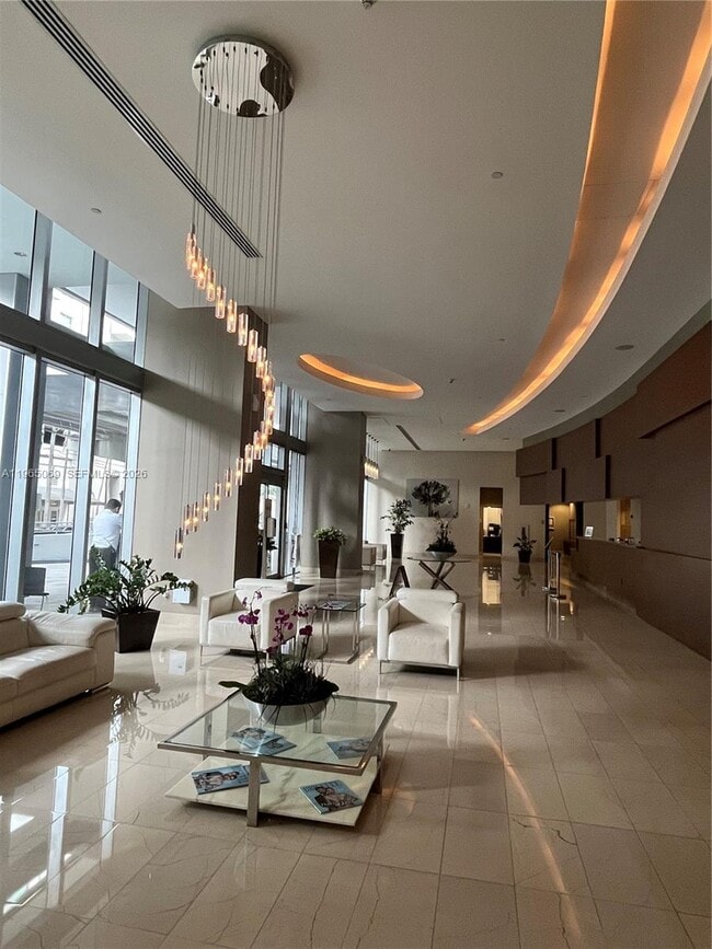 Building Photo - 1111 SW 1st Ave