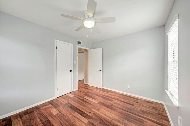 Building Photo - 1209 Arden Dr