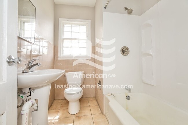 Building Photo - 403 Lowdermilk St