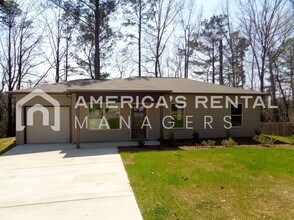 Building Photo - Home for Rent in Vance!! Available to View with 48 Hour Notice!!!