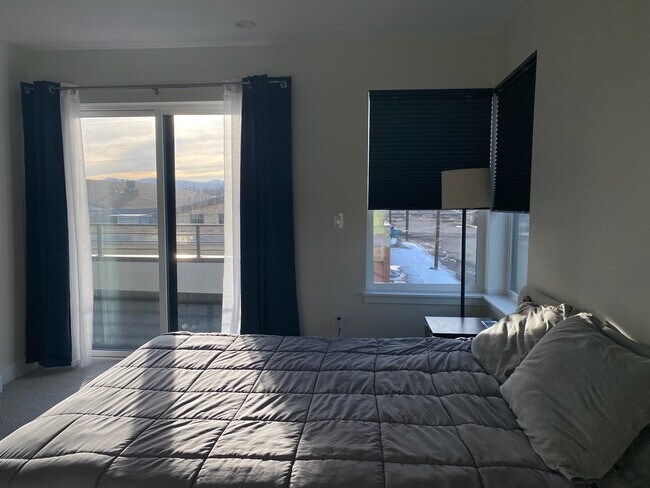 Building Photo - 2400 S Delaware St