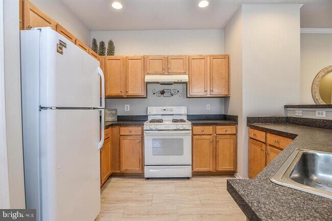 Building Photo - 13386 Connor Dr