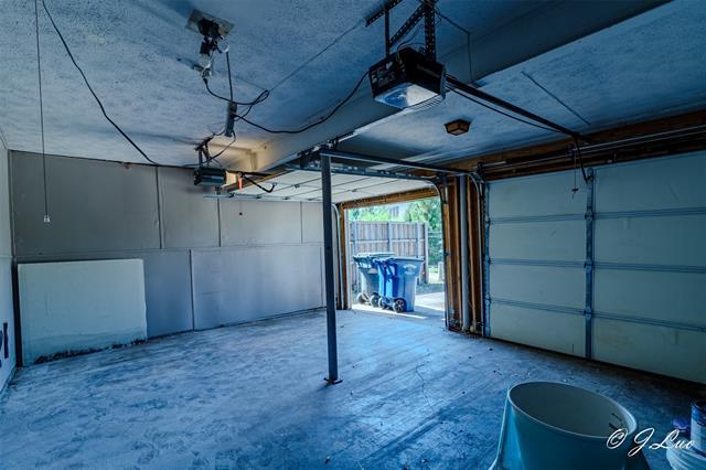 Building Photo - 7040 Briarmeadow Dr