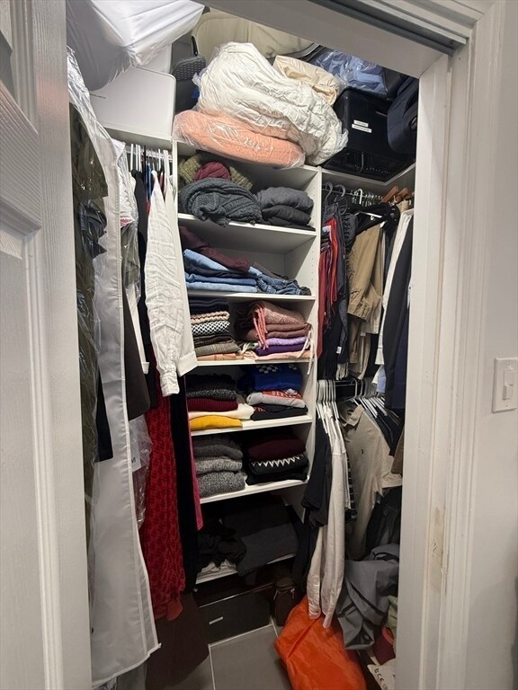 Building Photo - 13 Schuyler St