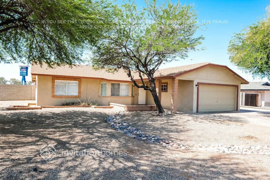 Building Photo - 9503 W Las Palmaritas Dr