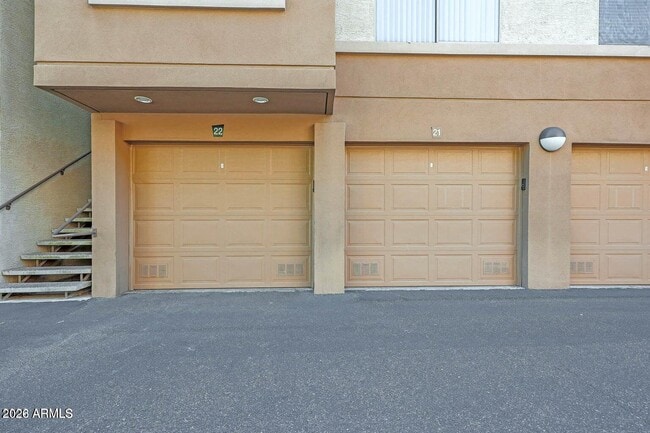 Building Photo - 1701 E Colter St