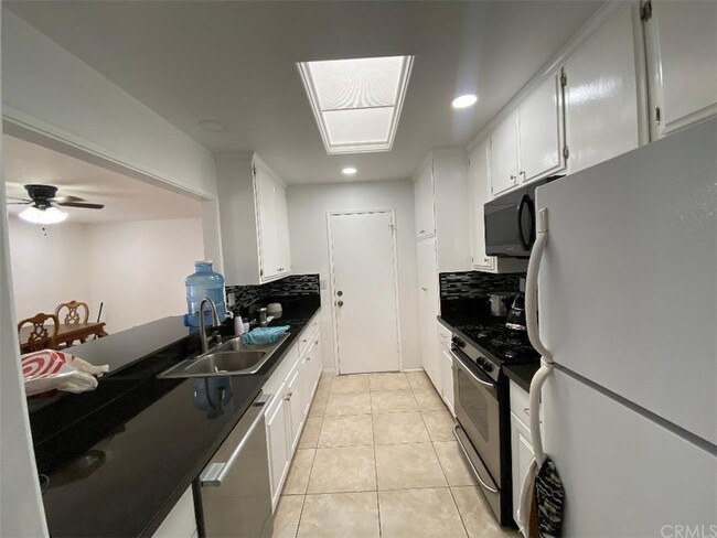 Building Photo - 2903 Carl Dr