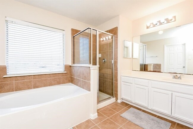 Building Photo - 11420 Elegant Way