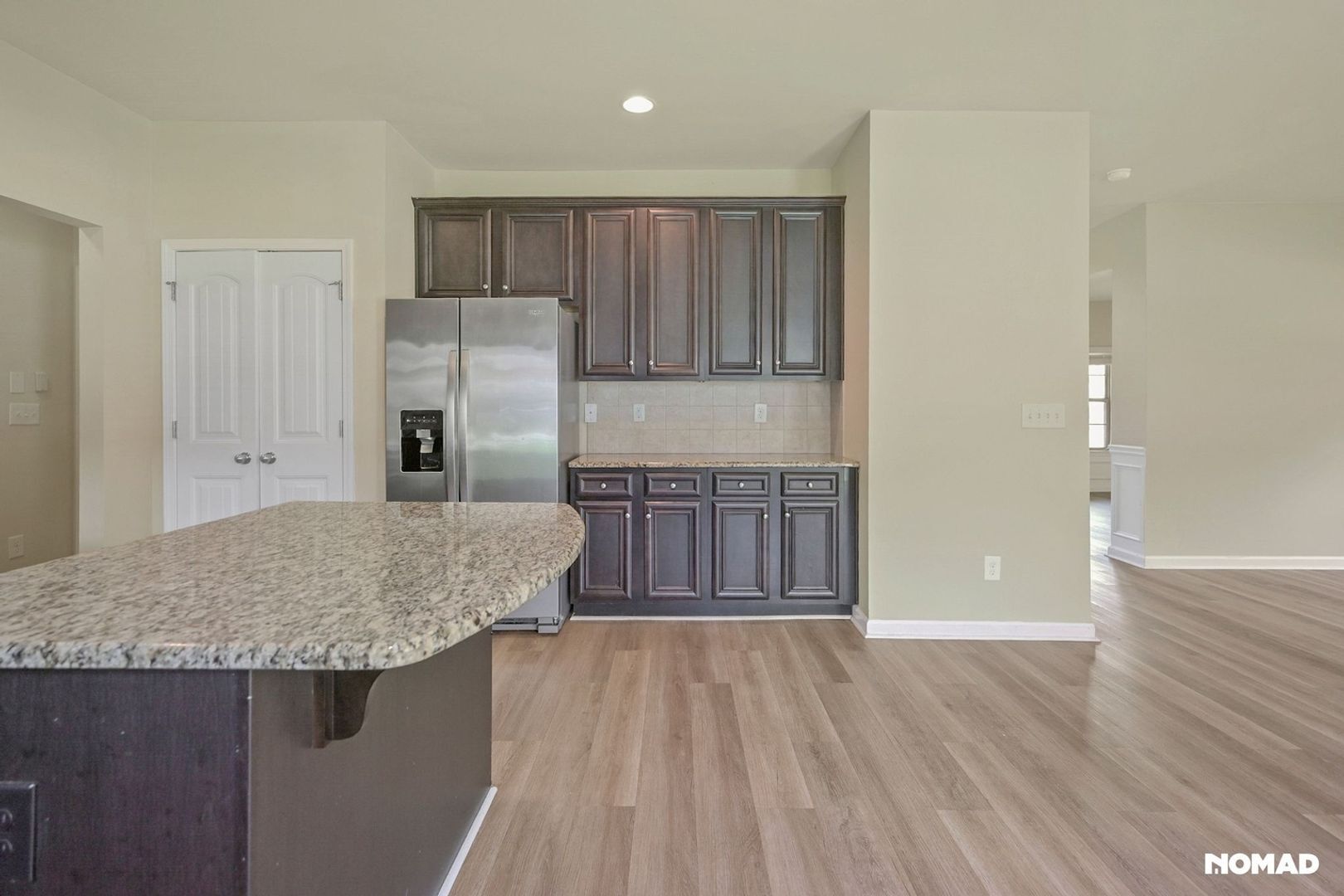 Building Photo - 813 Golden Isles Dr