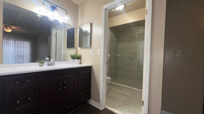 Building Photo - Beautiful 3/2.5 Townhome For Rent In Coopersmith