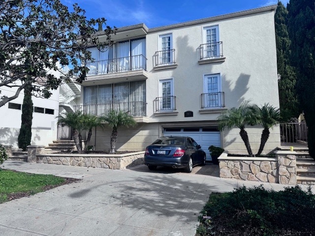 Building Photo - 813 15th St