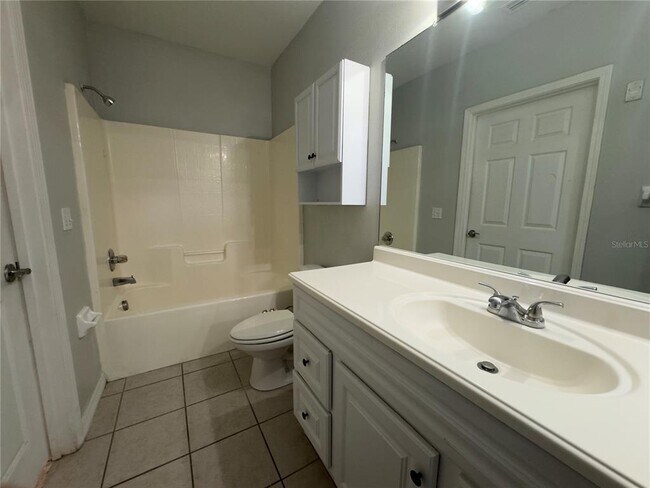 Building Photo - 9507 Amberdale Ct