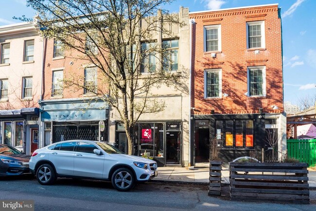 Building Photo - 1527 South St