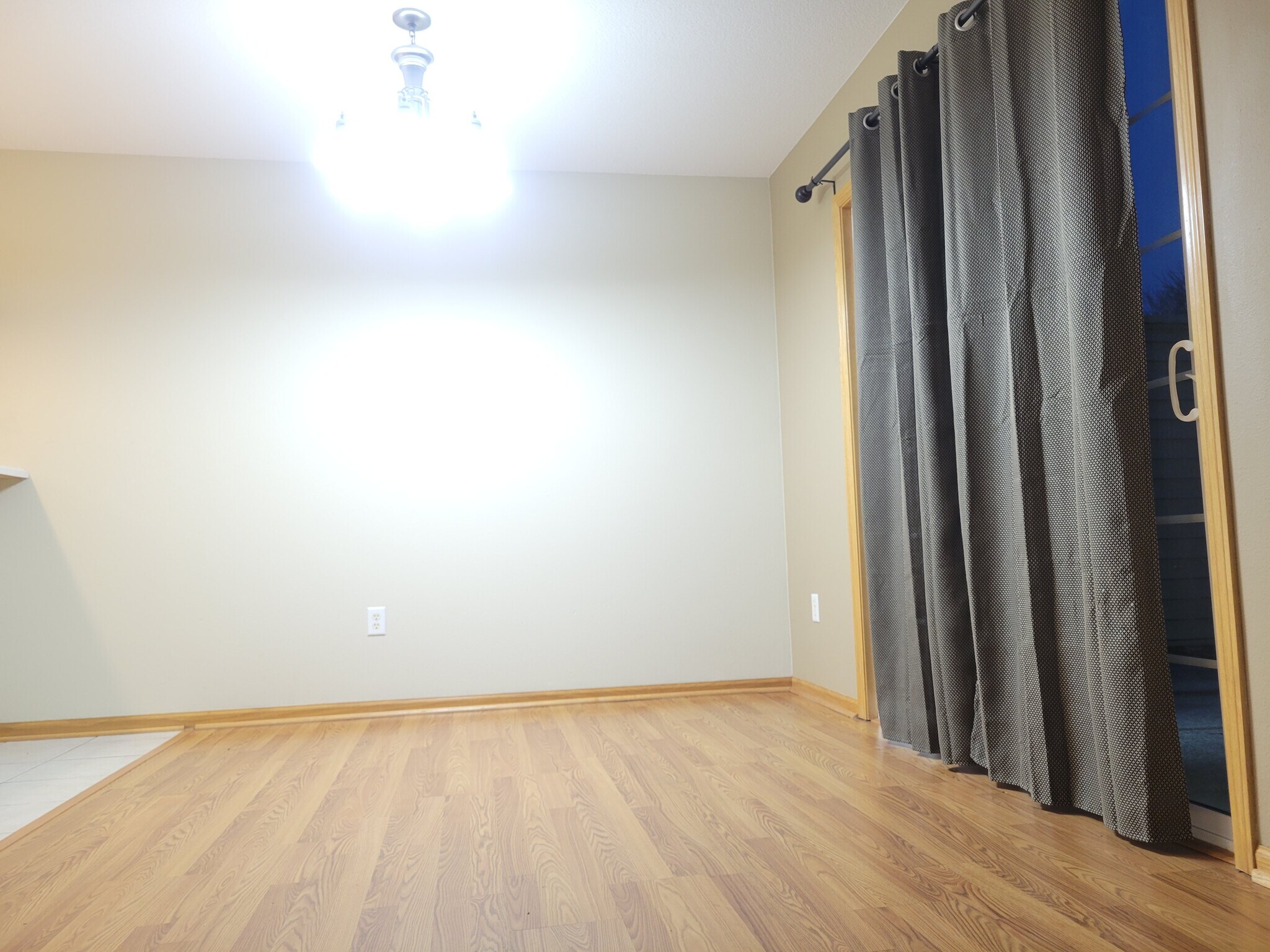 Dining Area - 601 Orchard Hills Dr