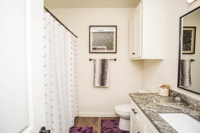 Building Photo - 12009 Upton Ave