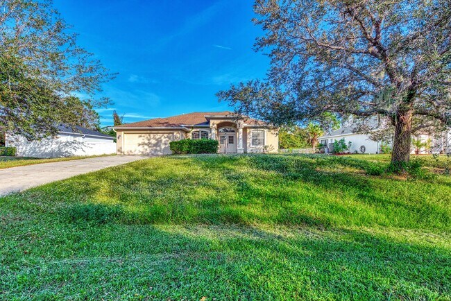 Primary Photo - Living Large at a Beautiful 3/2 in Northport