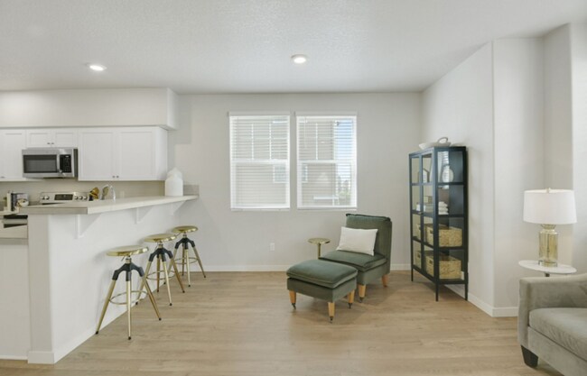 Building Photo - Modern Ground-Level Condo in River Terrace...