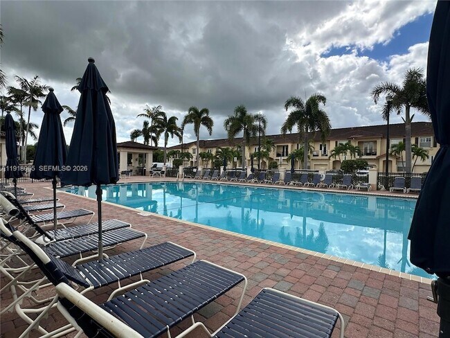 Building Photo - 13261 SW 127th Ct