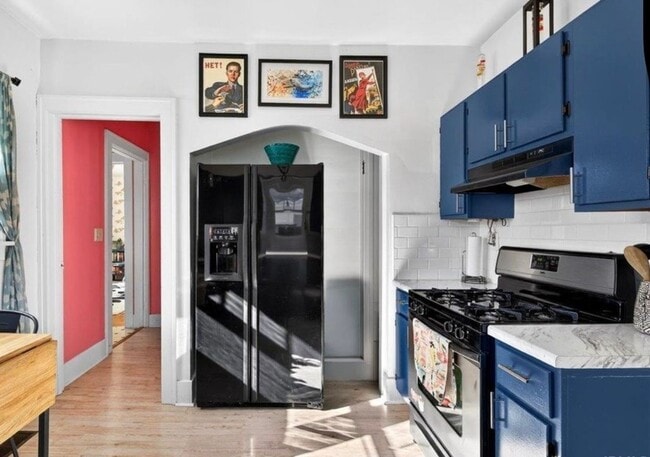 Building Photo - Beautiful 3 Bedroom!