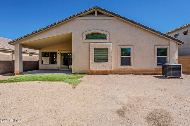 Building Photo - 7358 N 72nd Ave