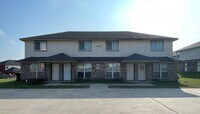 Building Photo - 4408 Abigail Dr