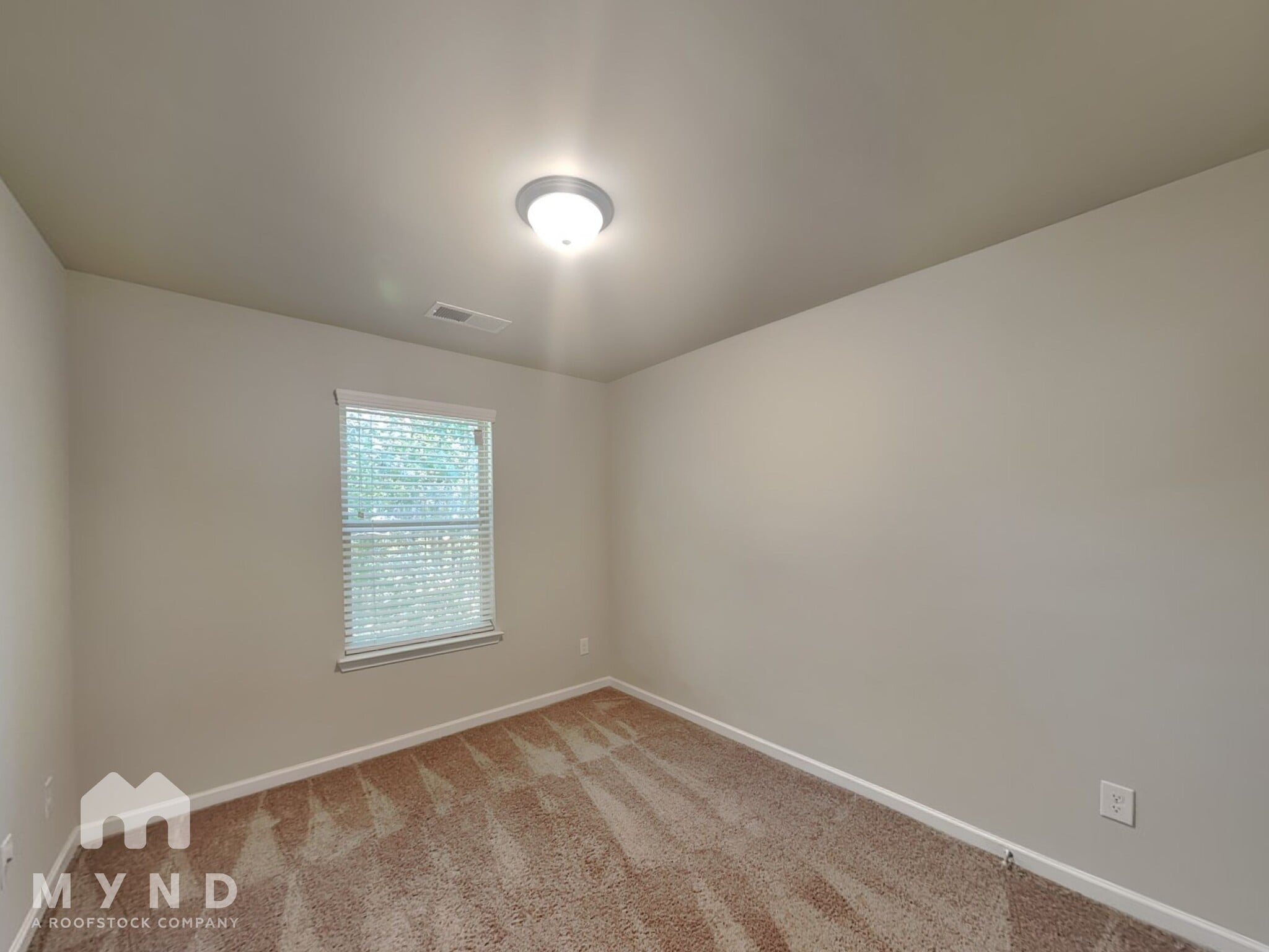 Building Photo - 8370 Douglass Trail