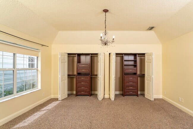 Building Photo - 2116 Wood Stork Ave