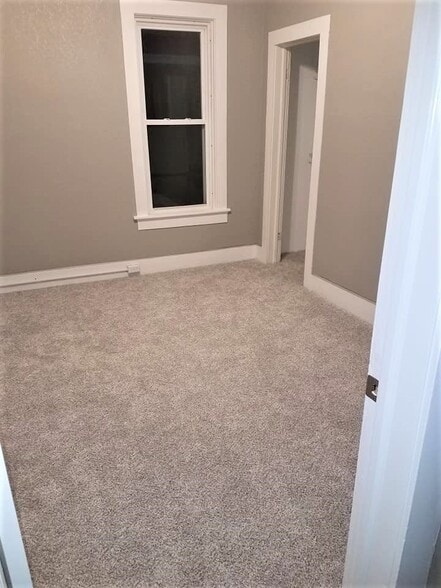 2nd bedroom with modest closet - 2104 Folger Ct