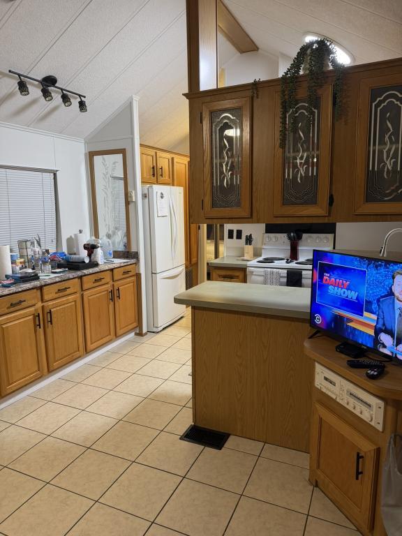 Building Photo - 1219 Thomas Dr