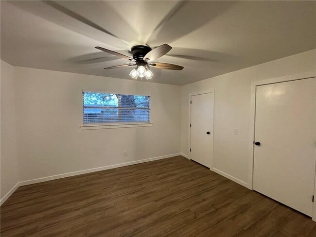 Building Photo - 4003 Holt Ave