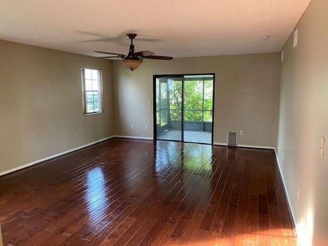 Building Photo - 2820 Black Pine Ct
