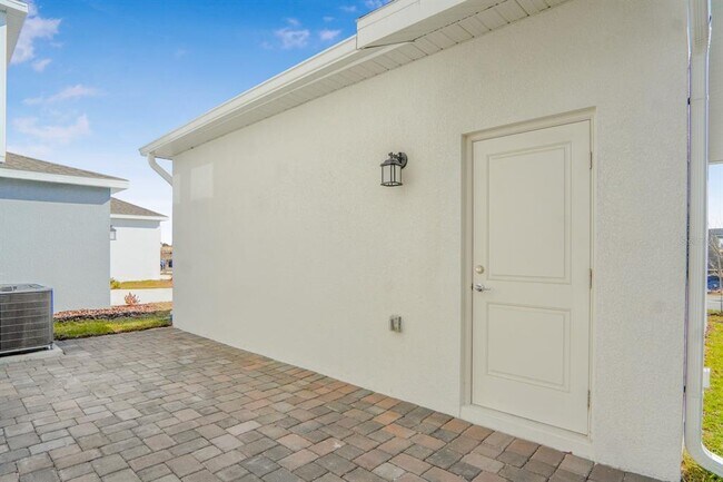 Building Photo - 6036 Zen Wy