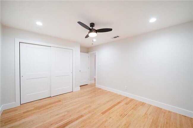Building Photo - 2515 Berkett Dr