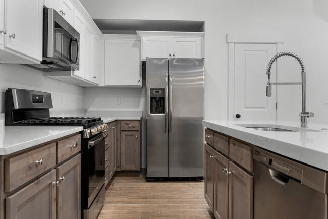 Building Photo - 2970 Richmond View Ct