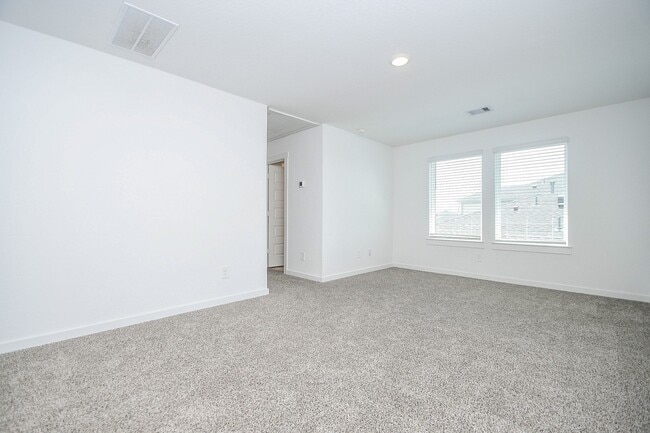 Building Photo - 30030 Gallatin River Ln