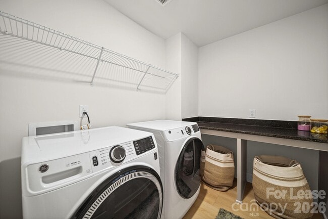 Building Photo - 333 Quartz Hl Wy