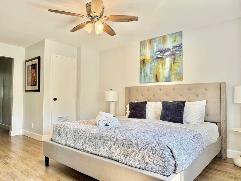 Building Photo - 215 Piedmont Ave NE