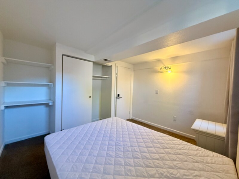 Building Photo - 2708 W 98th Dr