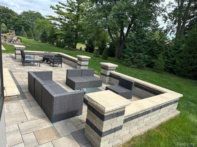 Building Photo - 1578 Garden Park Dr