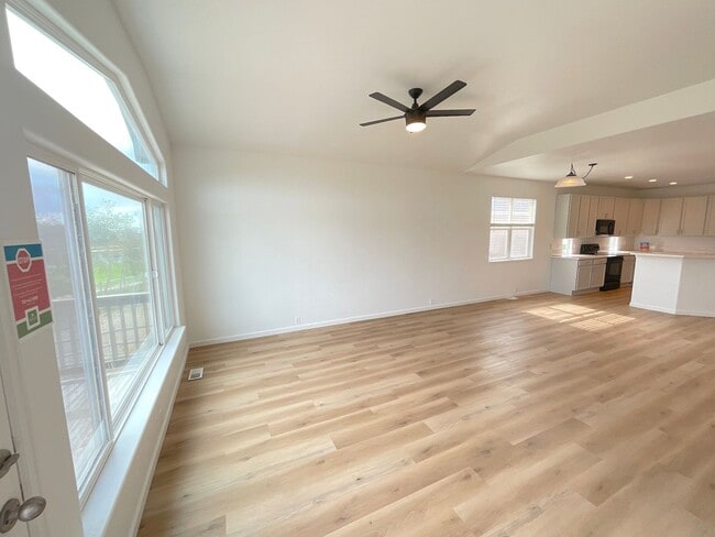 Building Photo - 12354 Pine Valley Cir