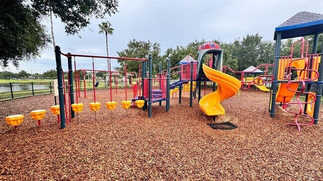 Building Photo - 643 Willett Dr