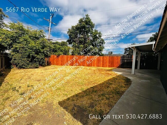 Building Photo - 5667 Rio Verde Way