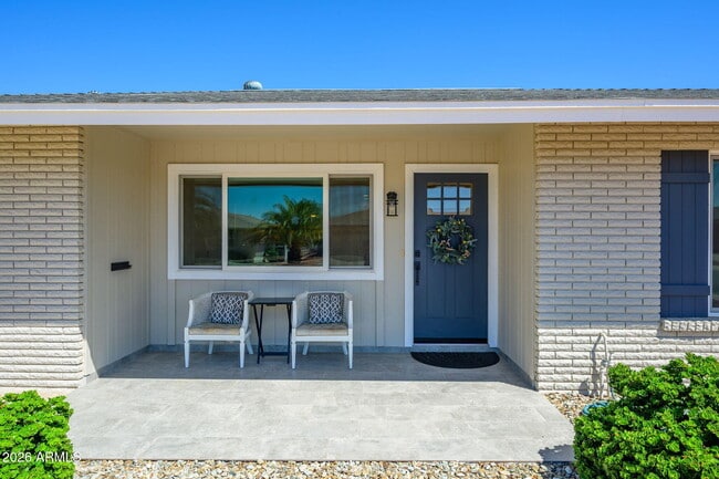 Building Photo - 9702 W Pineridge Dr