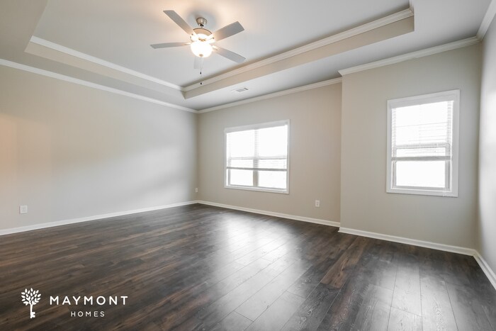 Building Photo - 1015 Smoky Mountain Springs Ln