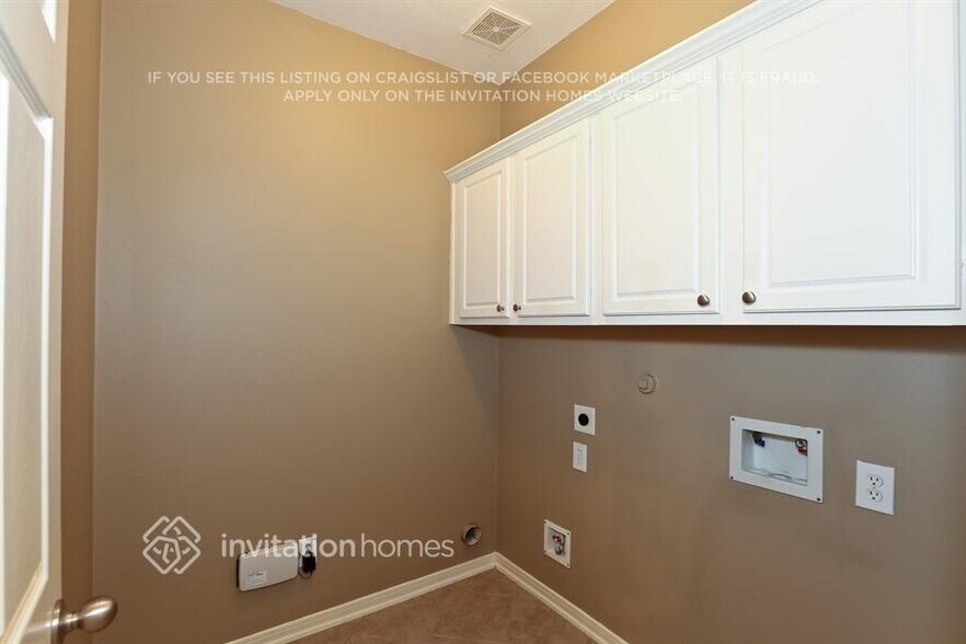 Building Photo - 17043 Sperry Landing Dr