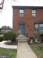 Front - 8002 Cattail Ct