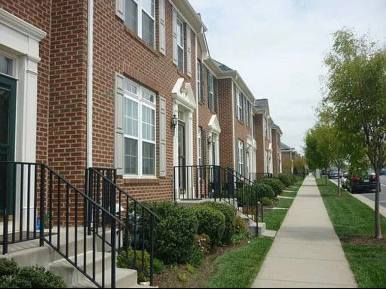 Building Photo - 2112 Lockwood Dr