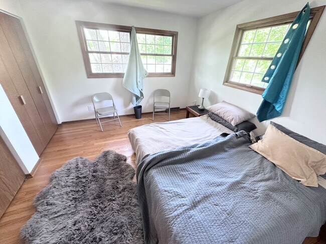 Building Photo - Kleisinger Duplex